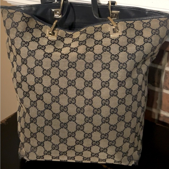 Gucci Tote Authentic - Picture 1 of 14